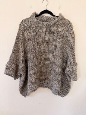 ZARA Cozy Chunky Knit Poncho Sweater Size M